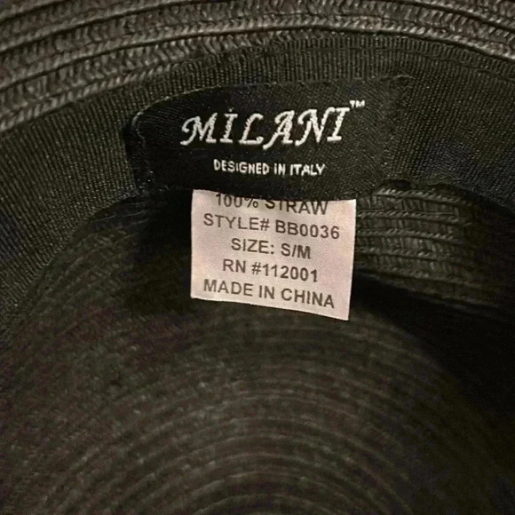 Black Straw Sun Hat With Chain Accent - Picture 3 of 7